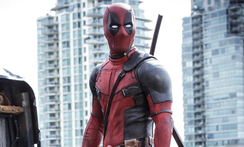 کنترلر Deadpool ویروسی Xbox دارای یک ته مغناطیسی است کنترلر Deadpool ویروسی Xbox دارای یک ته مغناطیسی است