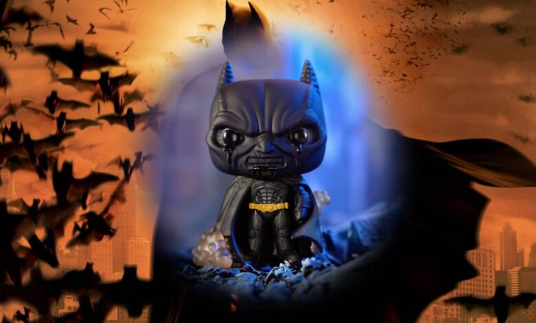 بتمن شروع به ترس از سم می کند. بتمن به یک سالگرد Funko Pop تبدیل شده است بتمن شروع به ترس از سم می کند. بتمن به یک سالگرد Funko Pop تبدیل شده است
