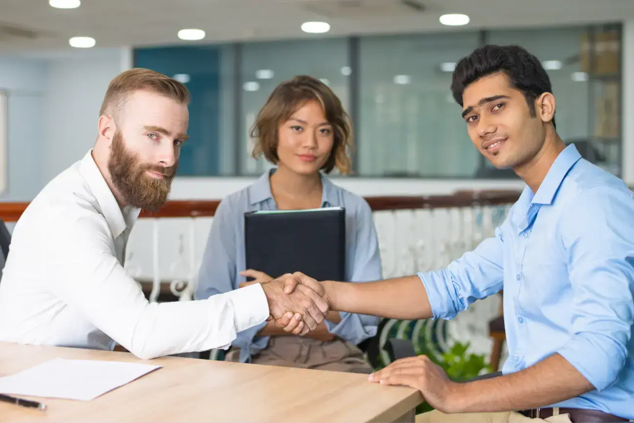 1782864679 851 چگونه ابزارهای CRM وظایف انطباق را ساده می کنند