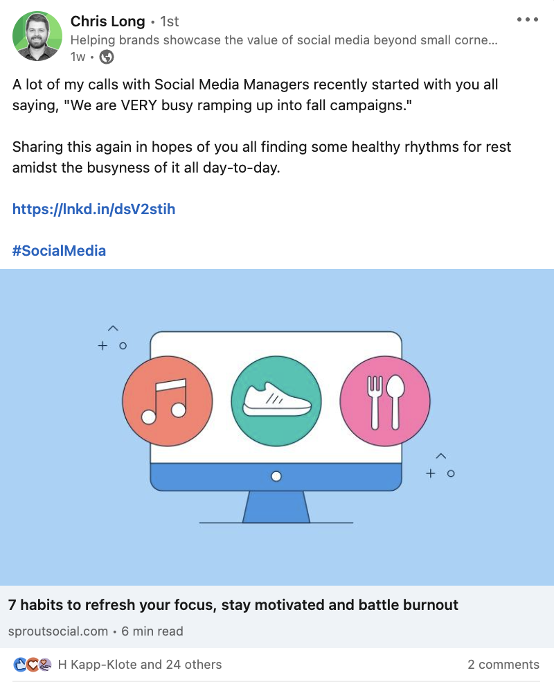 تصویری از یک کارمند Sprout Social که یک پست وبلاگی در لینکدین در مورد ۷ عادت سالم برای مبارزه با فرسودگی شغلی مدیران رسانه های اجتماعی به اشتراک می گذارد.  مقاله از طریق پلت فرم حمایت از کارکنان Sprout به اشتراک گذاشته شد.